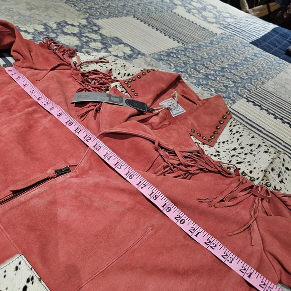 Double D Ranch Leather Jacket with Fringe and Hair On Hide Accents, Size 2X - Picture 3 of 6